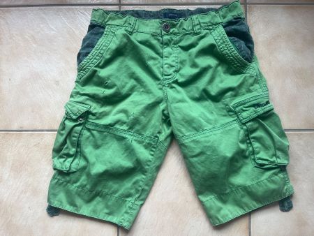 Short DESIGUAL vert taille 32