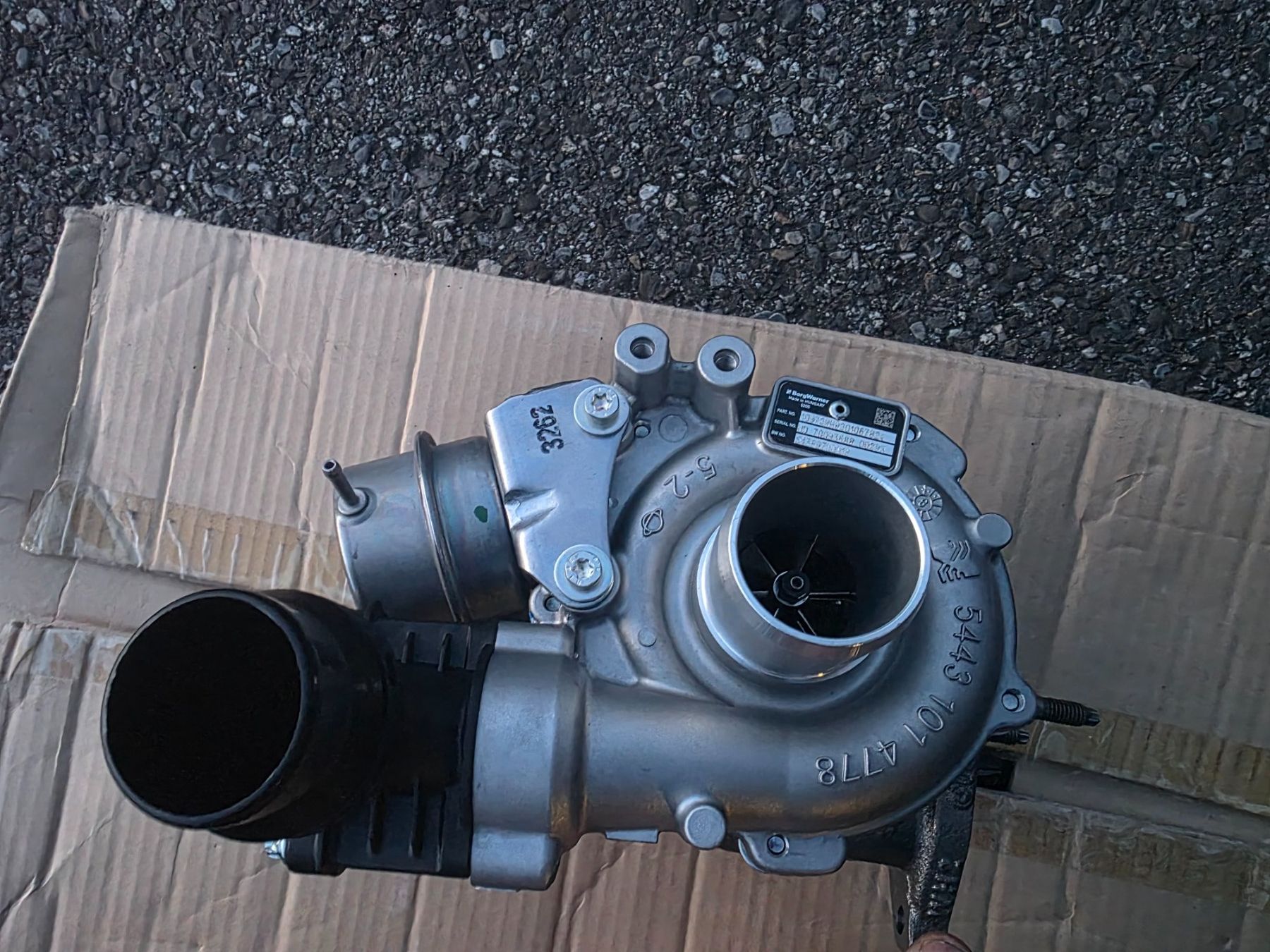 Opel Tutti pezzi di ricambio auto: BorgWarner Turbolader NEU – Usato da Flamatt venduto da AdrianRS 5