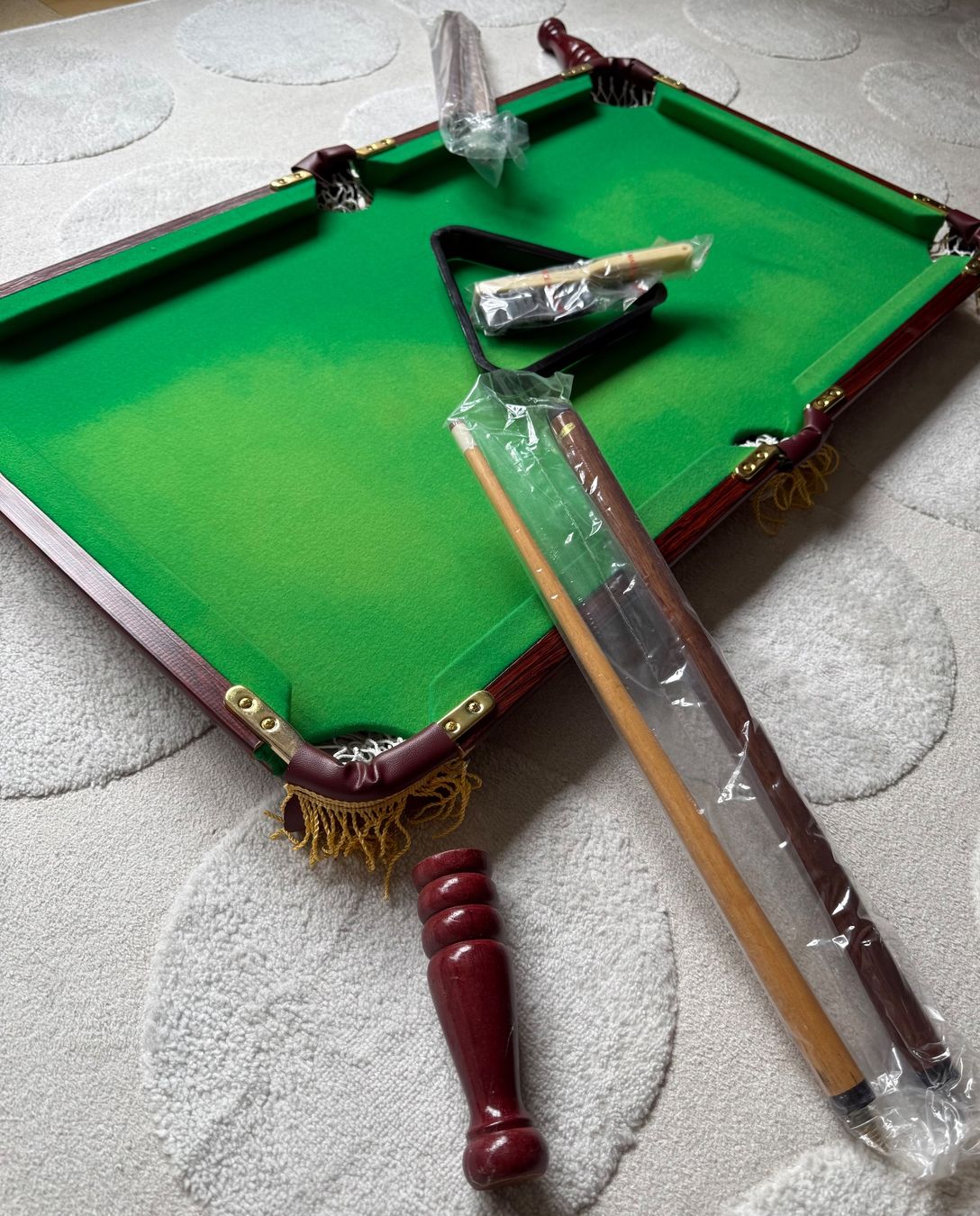 Tables de billard: Mini Billardtisch komplett mit Zubehör – D'occasion à Wohlen AG par homecollectivech 1