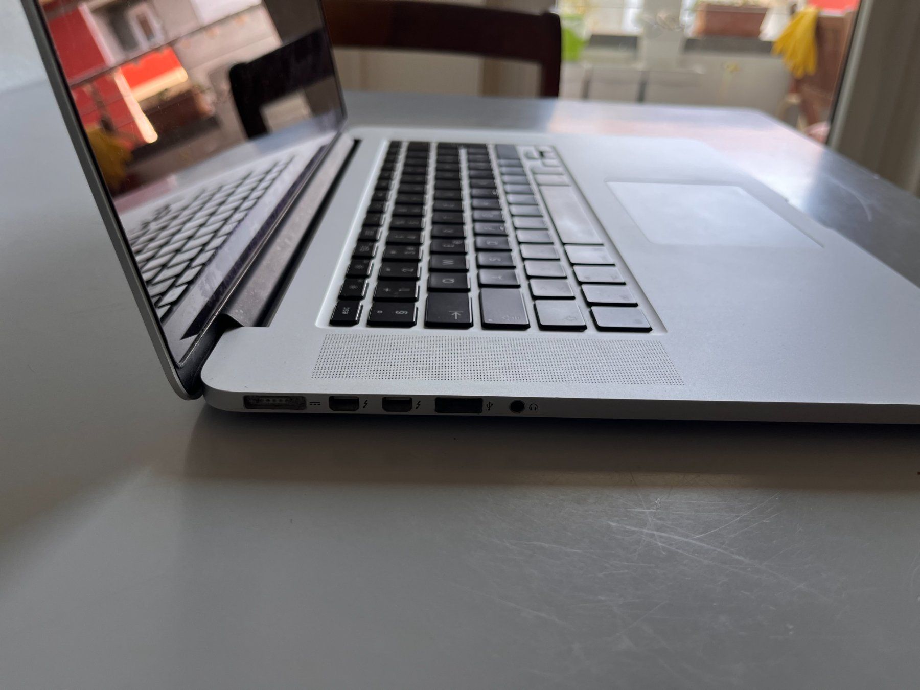 Apple Notebook: Macbook Pro Retina 15" inkl. Netzteil & Hülle – Usato da Bern venduto da PJB 1