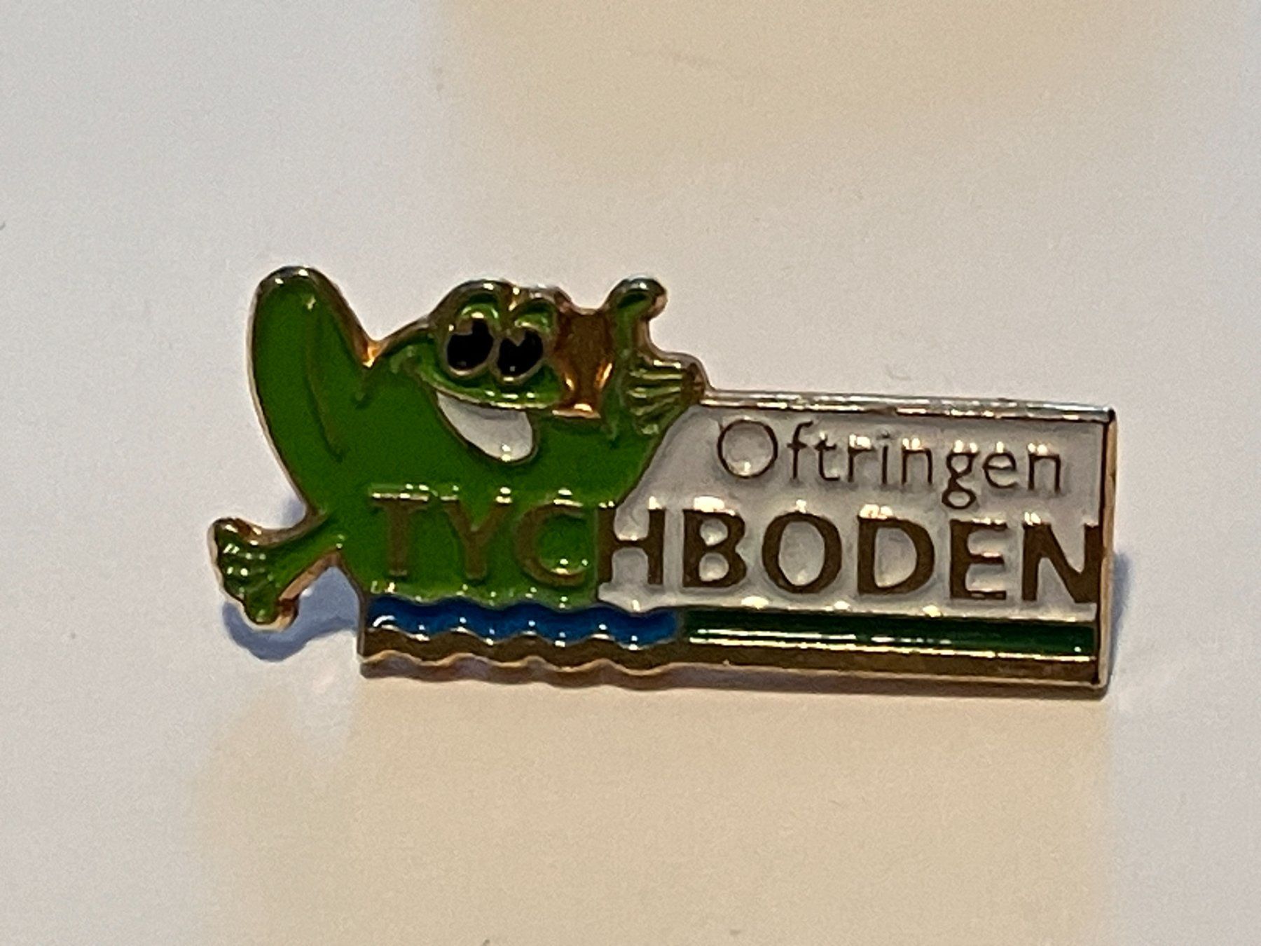 Placchette & Badge: 1 Pin Tychboden Oftringen – Usato da Basel venduto da djwwpp