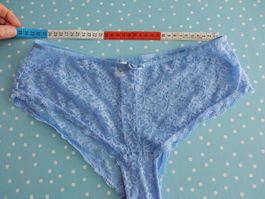hübscher Slip mit Spitzen Blau 'M' Neuwertig 'Yes or No'
