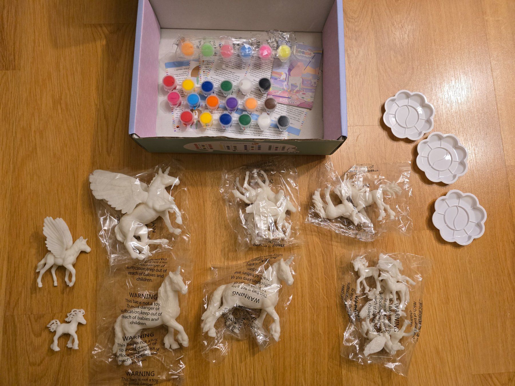 Bastelsets: Einhorn Mal Set / Unicorns Painting Kit – Gebraucht aus Büttikon AG von Amineah