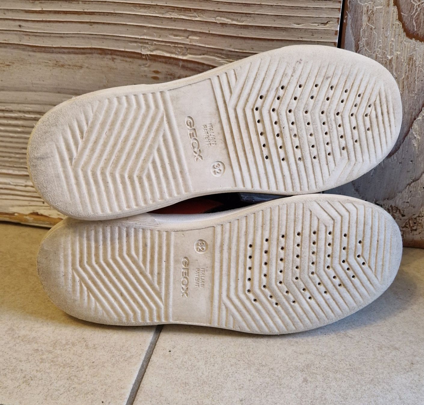 Geox Scarpe da uomo: Geox Kinderschuhe, Grösse 32 – Usato da Benken SG venduto da EgMoJo 1