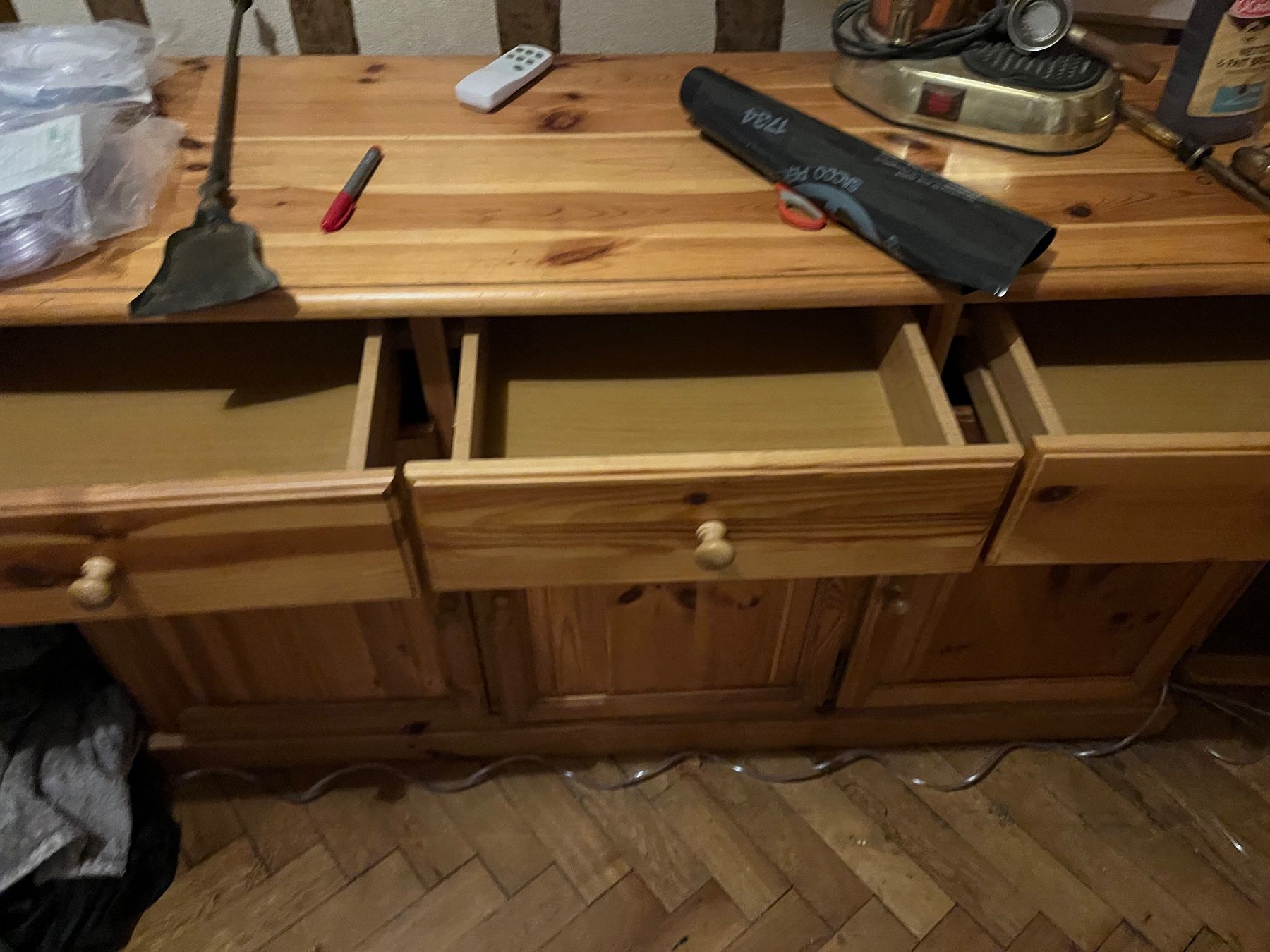 Credenze: Meuble en pin – Usato da Veyrier venduto da kimedovapa 2