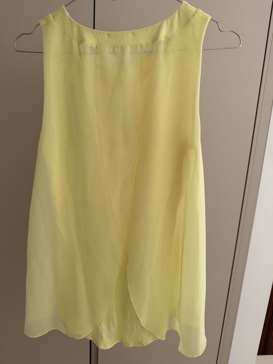 Intimissimi Chemisiers: Intimissimi blouse - light  yellow  S size – Neuf (Voir description) à Corsier GE par Karol_save_planet 1