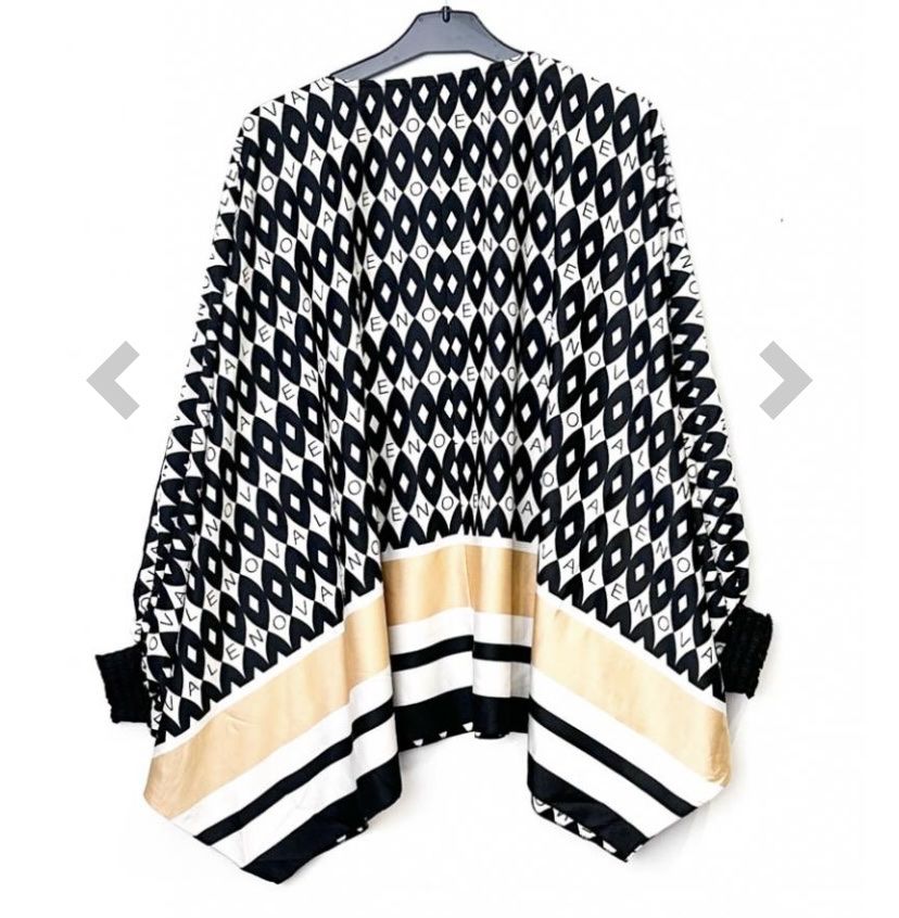 Tops: Haut ample noir jaune blanc avec inscription – Neuf avec emballage d'origine à Petit-Lancy par mina222 1