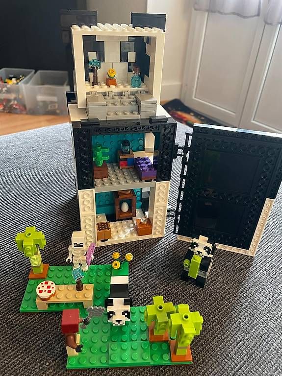Kit di costruzioni: Lego Minecraft 21245 - Le refuge Panda – Usato da Yverdon-les-Bains venduto da mic_v8yx 1