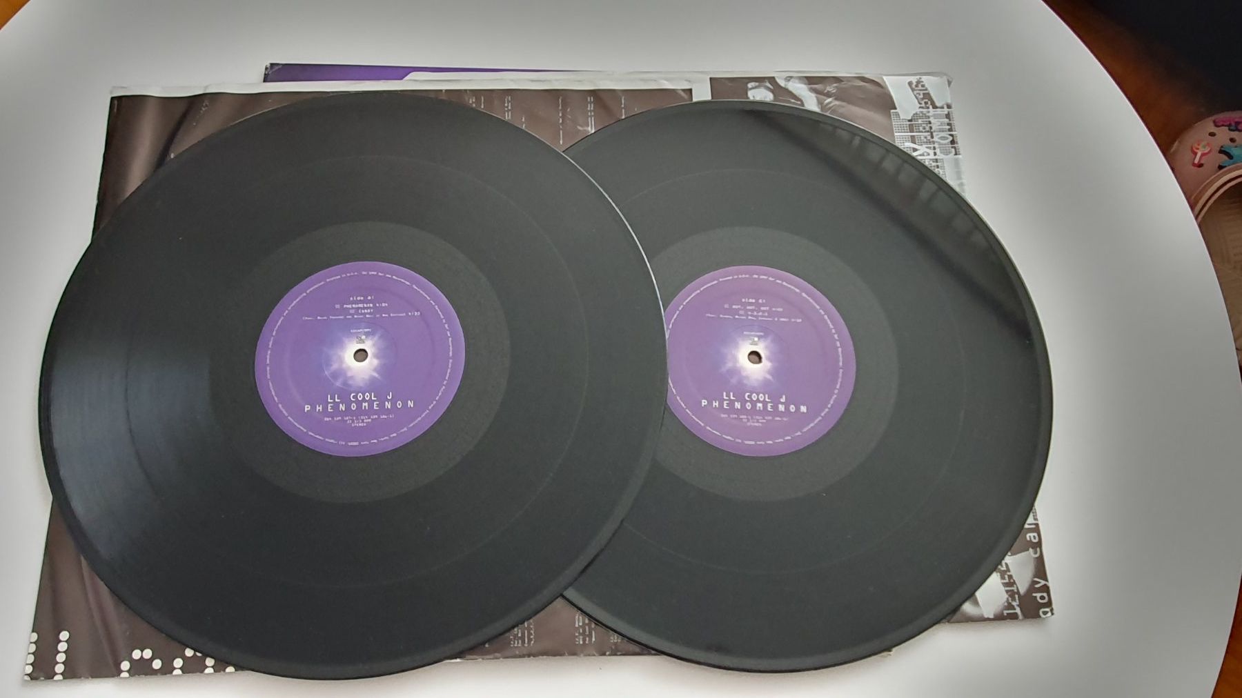 Dischi in vinile: LL Cool J – Phenomenon – Usato da Zuchwil venduto da AdamO. 1