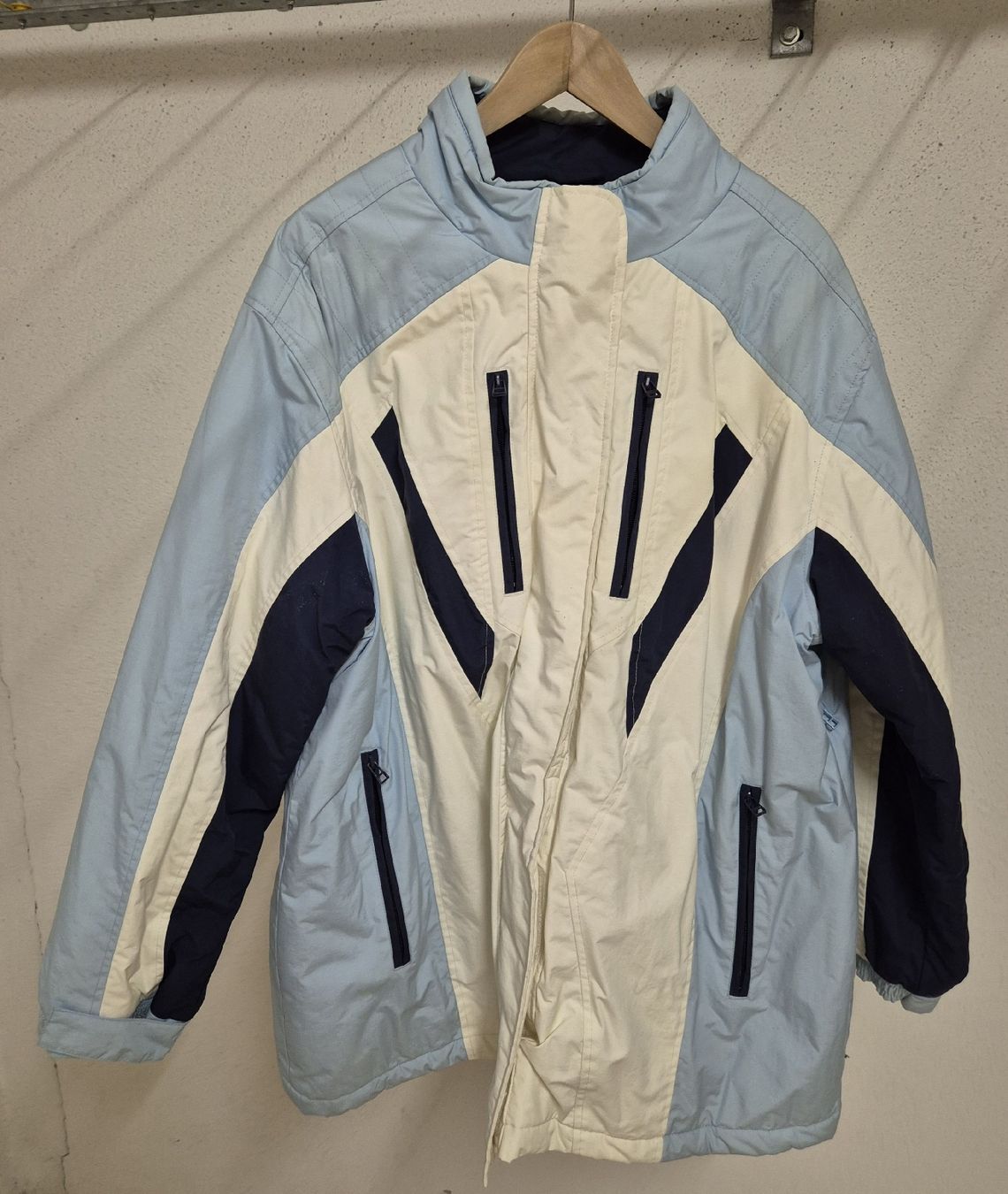 Ulla Popken Jacken: Skijacke, hellblau beige  – Gebraucht aus Männedorf von Frangi_15