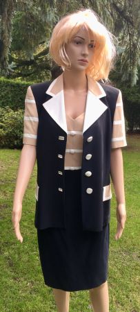 Costume vintage rayé noir et beige chic. Taille 38