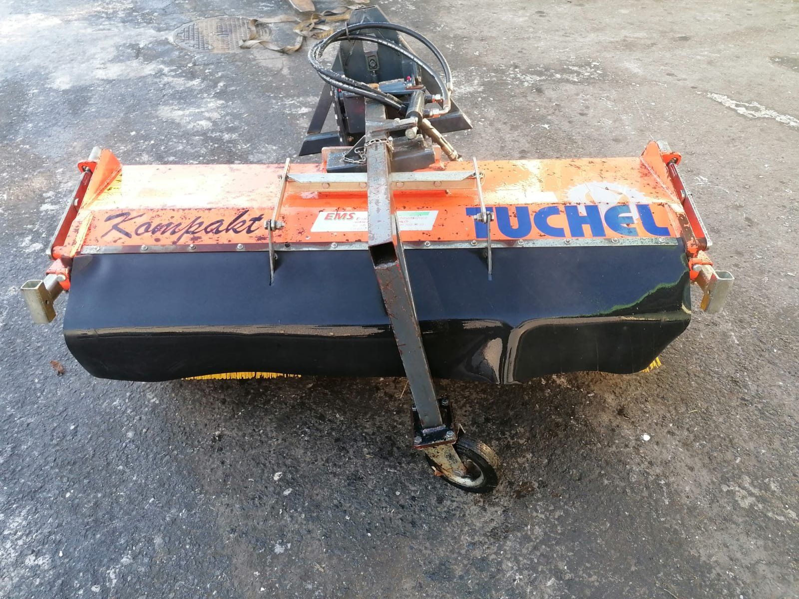 Tutte le macchine: Kehrbesen Tuchel – Usato da Mels venduto da lad_8ctm 2