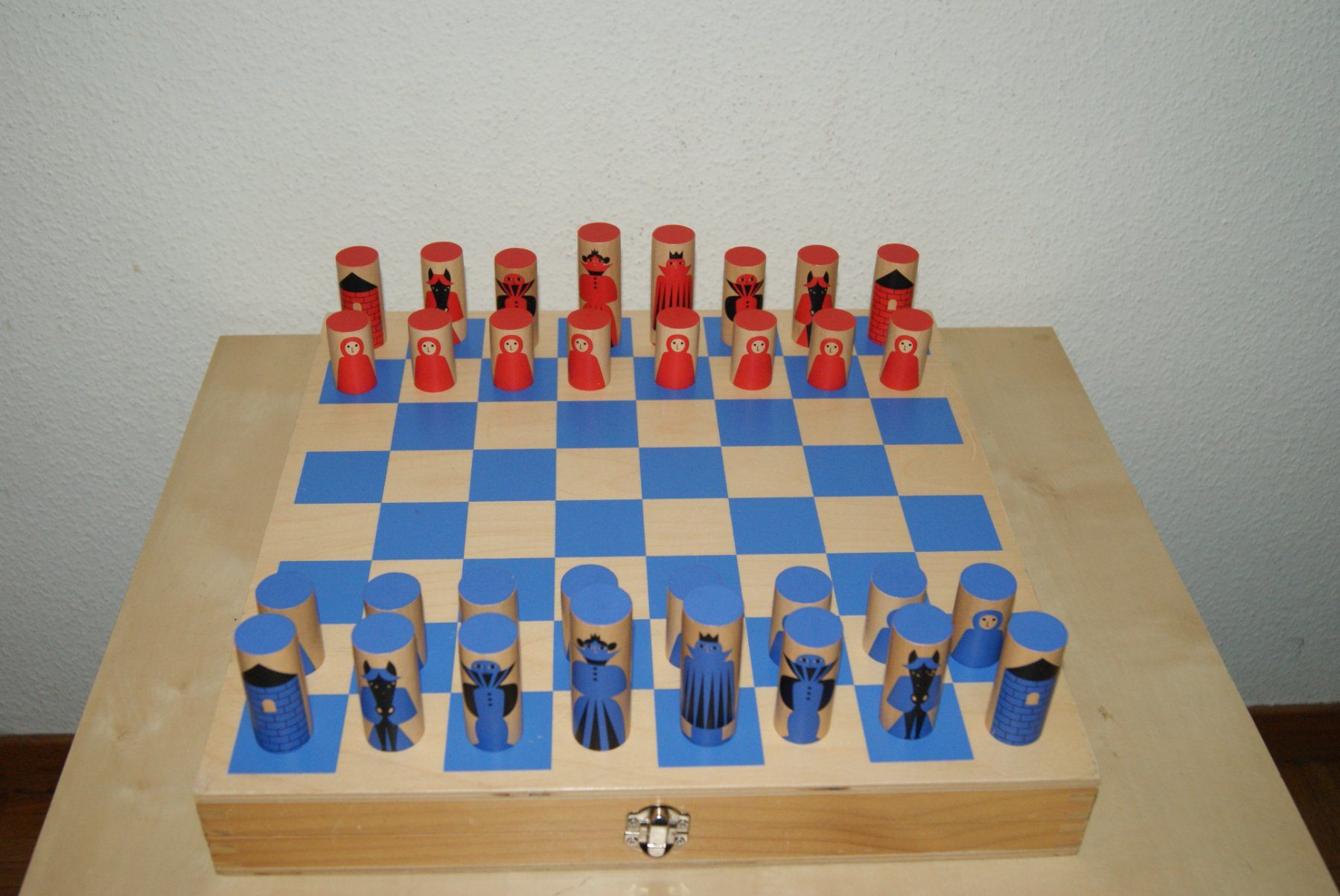 Jeux: Schachbrett-Box mit Staunton Figuren - PLUS – D'occasion à Zürich par Widi1 6