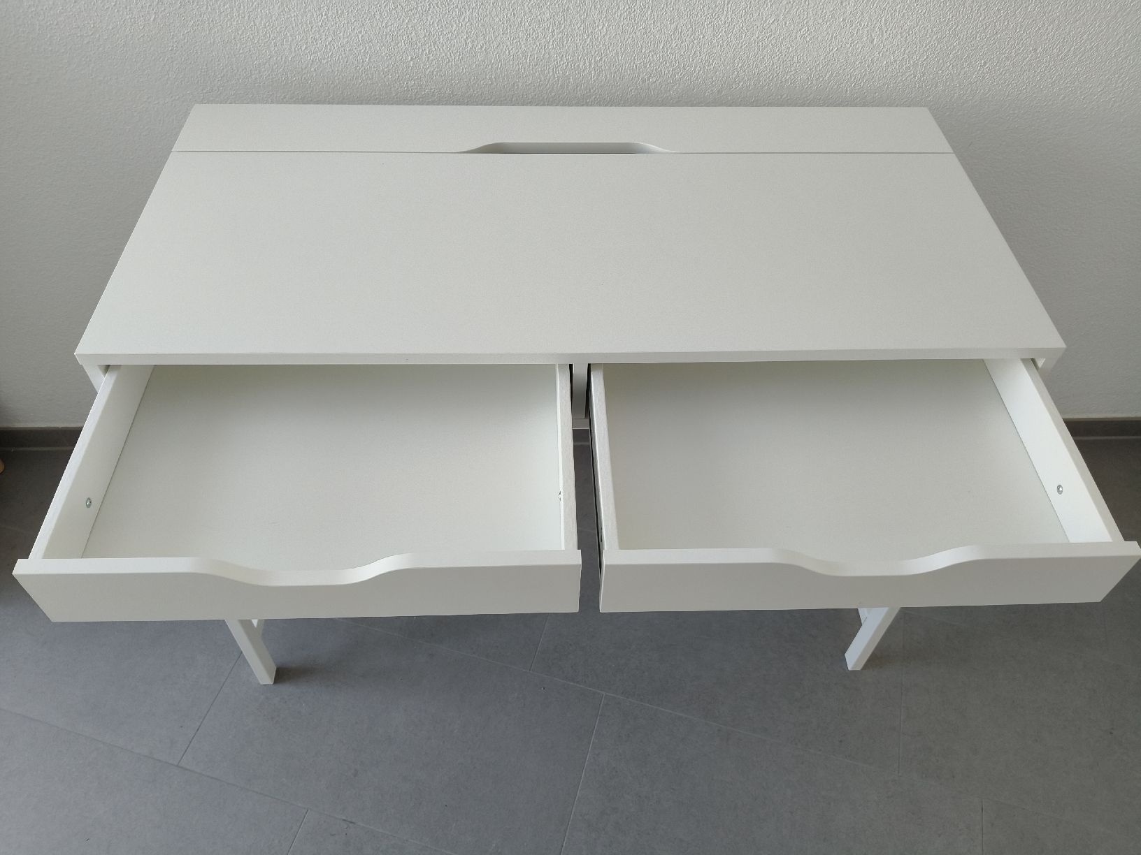 Ikea Scrivanie: Ikea Schreibtisch Alex – Usato da Emmen venduto da Kaeferfreak74 1