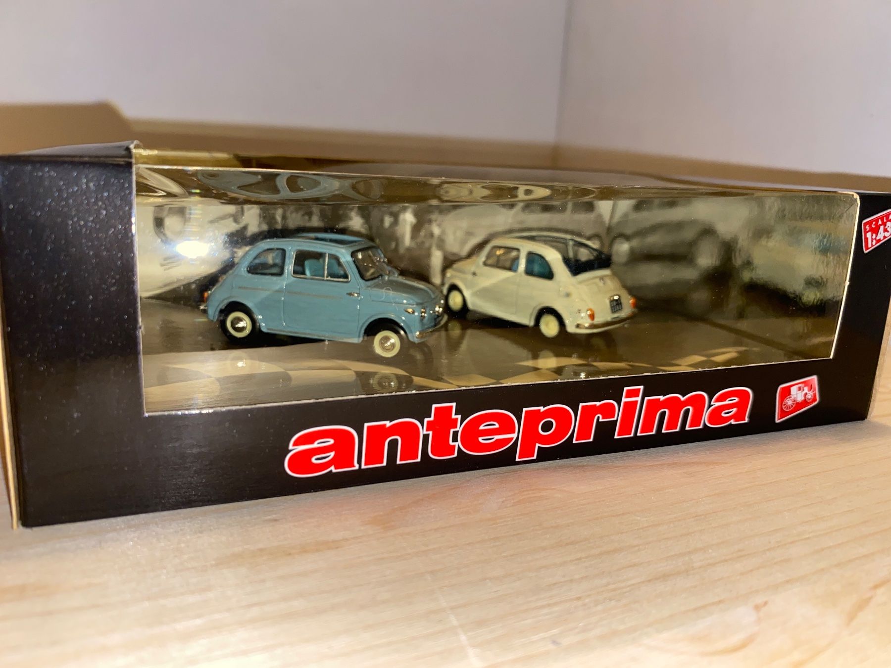 Fiat Modellini d'auto: Fiat  500 - 1957 - 2er Set 1/43 – Nuovo (secondo la descrizione) da Wohlen AG venduto da PrivatSammlung 1