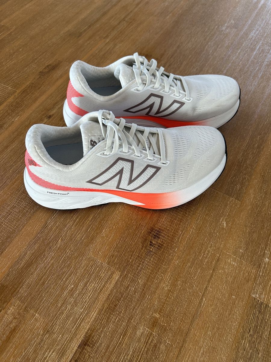 New Balance Scarpe da donna: New Balance 880 Gr. 40.5 – Nuovo (secondo la descrizione) da Langnau i.E. venduto da JUFST