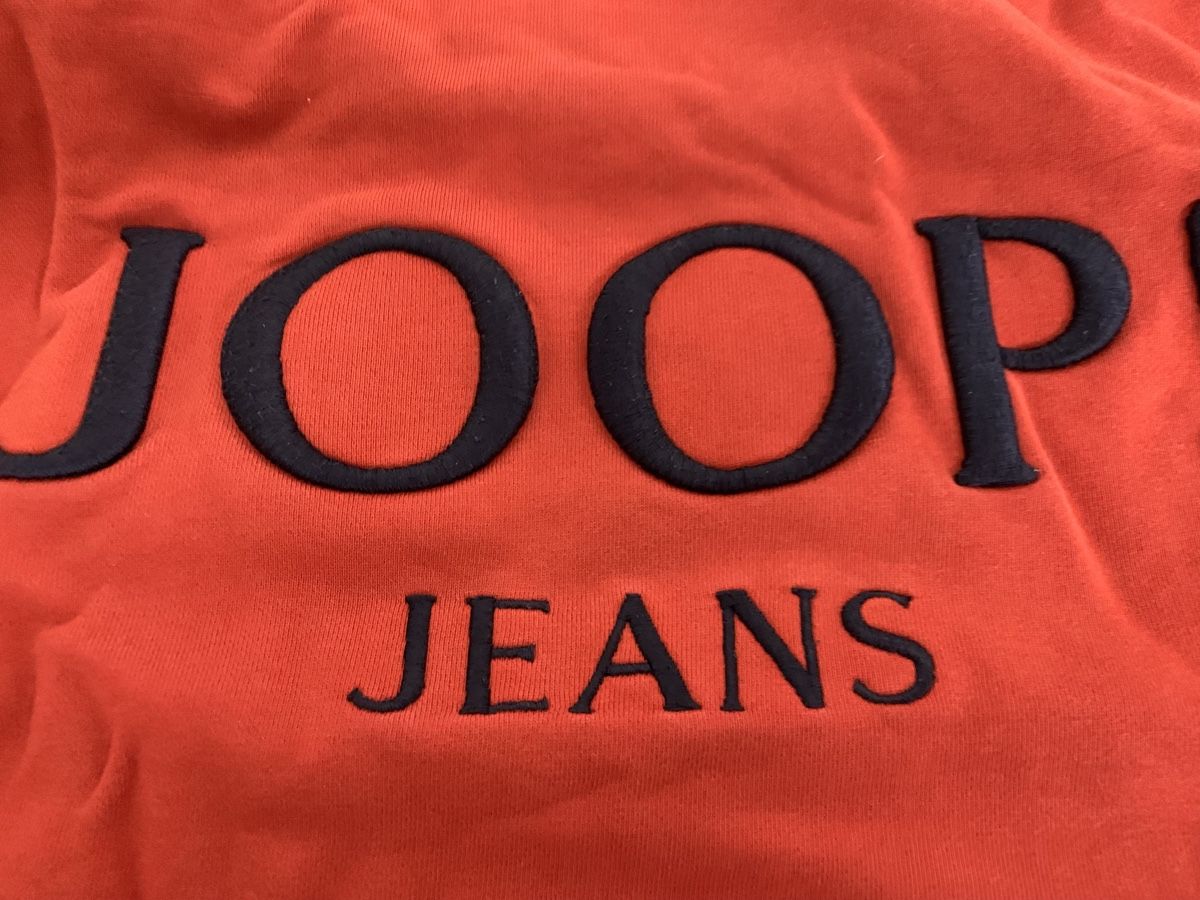 Joop Pulls & Sweat-shirts: Joop Pullover/Sweatshirt rot Gr. L – D'occasion à Ellikon an der Thur par Bali1999 1