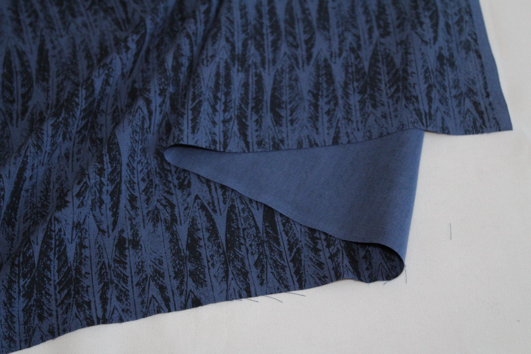 Tessuti: Stoff Kleiderstoff Viscose blau – Nuovo (secondo la descrizione) da Obfelden venduto da solomon111 3