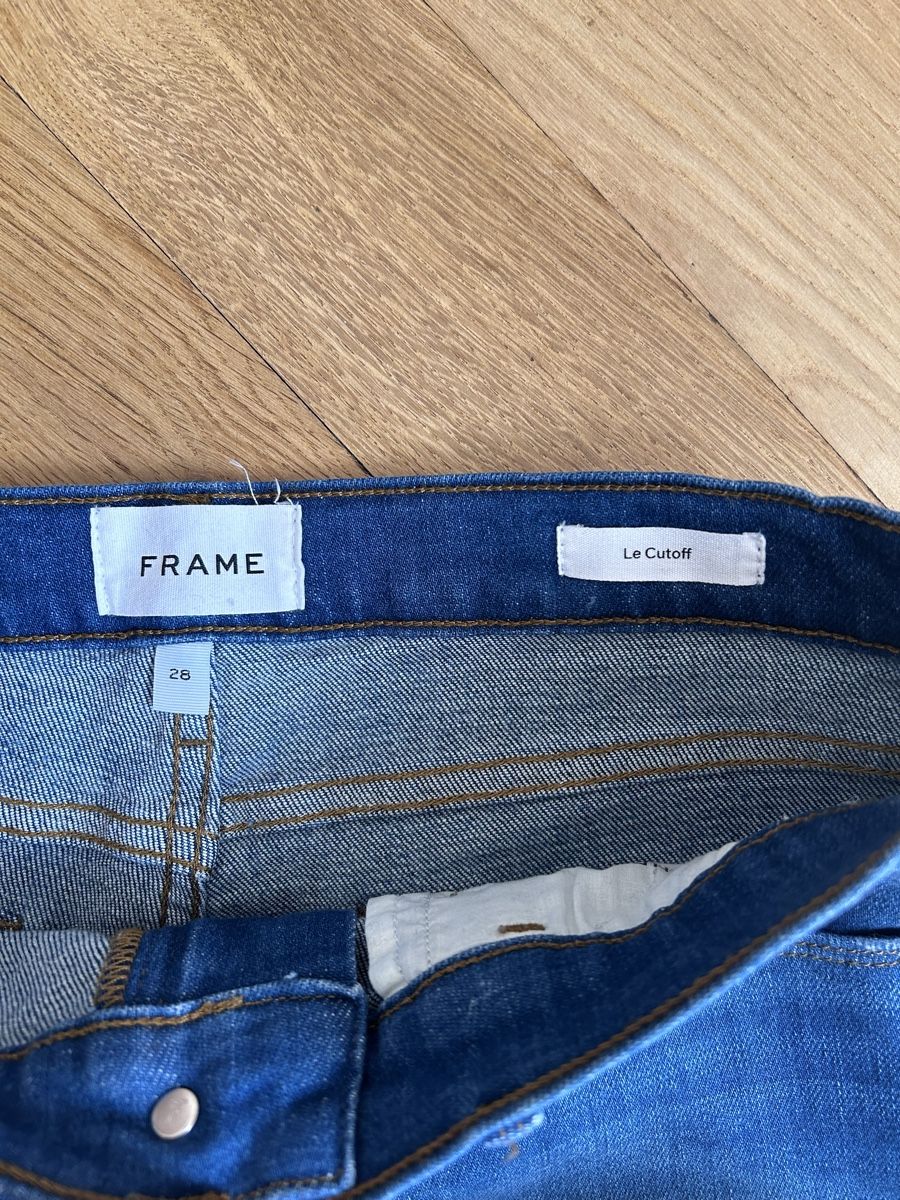Jeans: Short en jean Frame 28 neuf – Nuovo (secondo la descrizione) da Genève venduto da Sarahchge 1