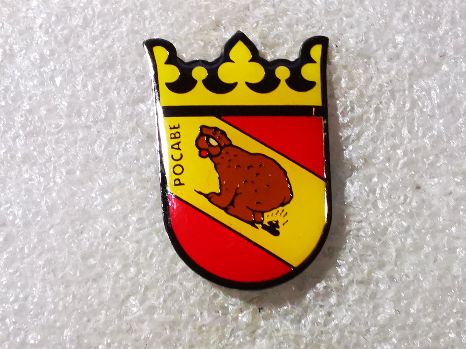 Placchette & Badge: Ansteckpin 88: Pocabe – Usato da Oppligen venduto da Pin-Fall-Shop