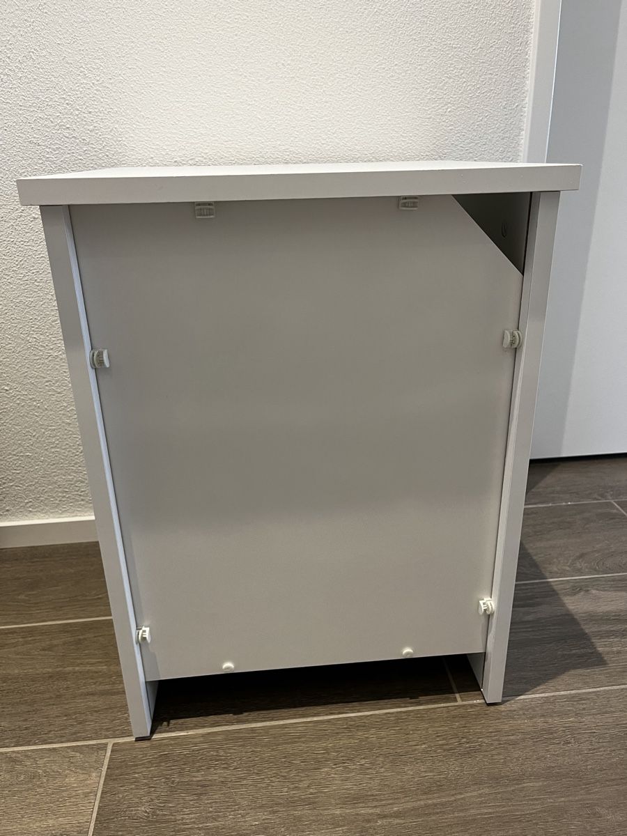Ikea Tables de nuit: Nachttisch – D'occasion à Dietlikon par car_t7pd 4