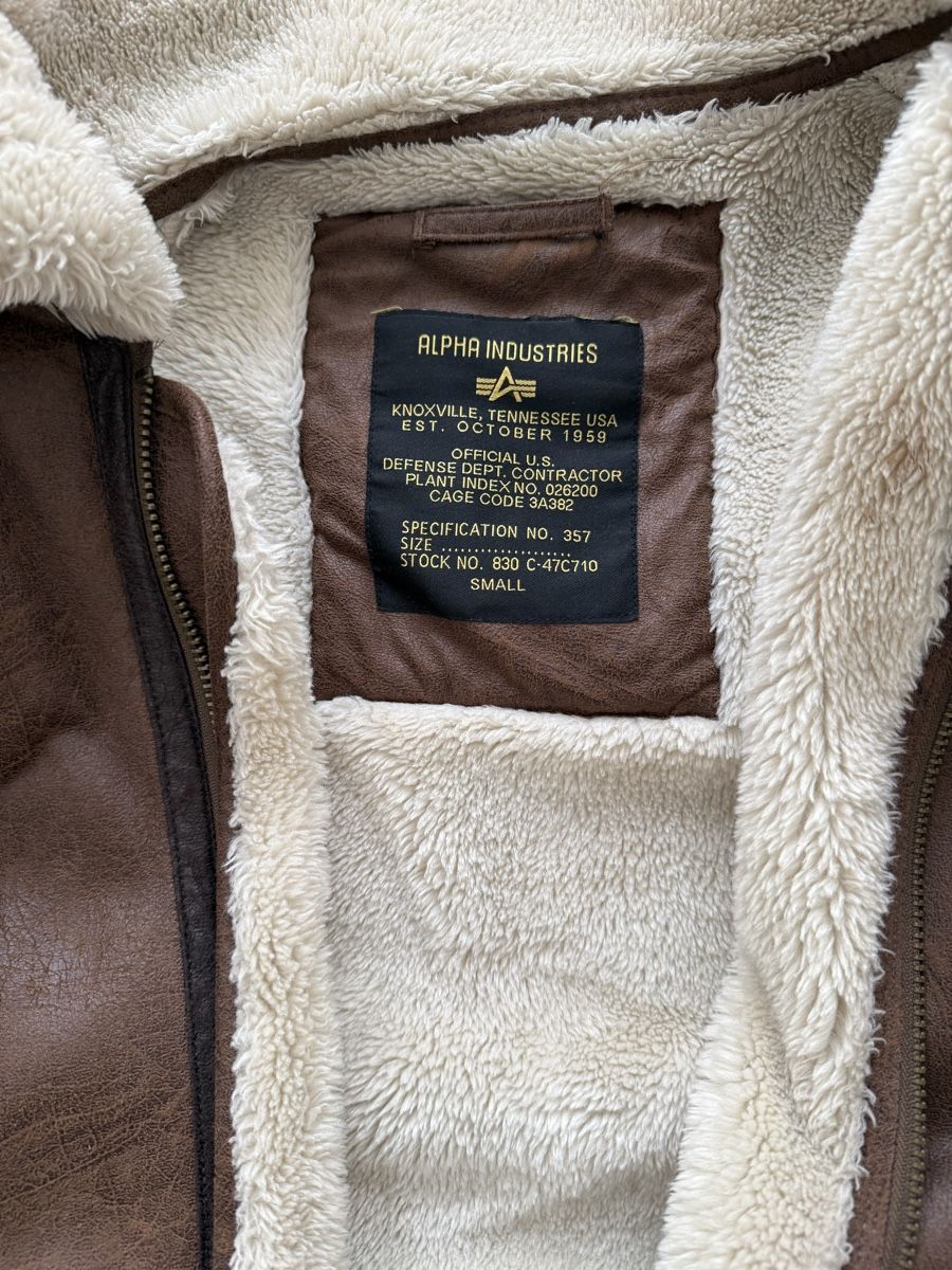 Alpha Industries Jacken: Alpha Industries Fliegerjacke, Grösse S – Gebraucht aus Luzern von altbau 1