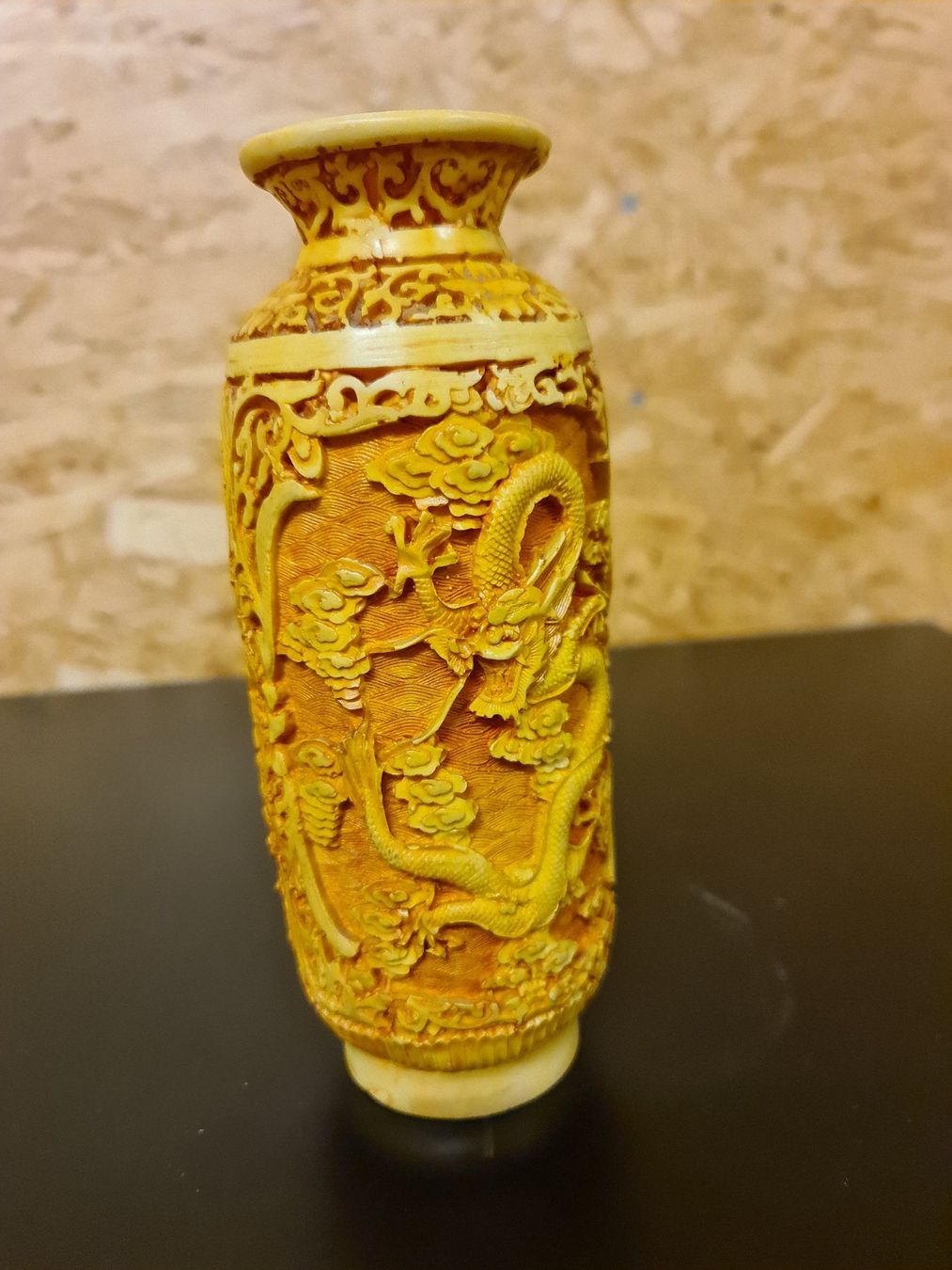 Vasi & Recipienti: Cina Vase – Usato da Ibach venduto da Hfedier 1