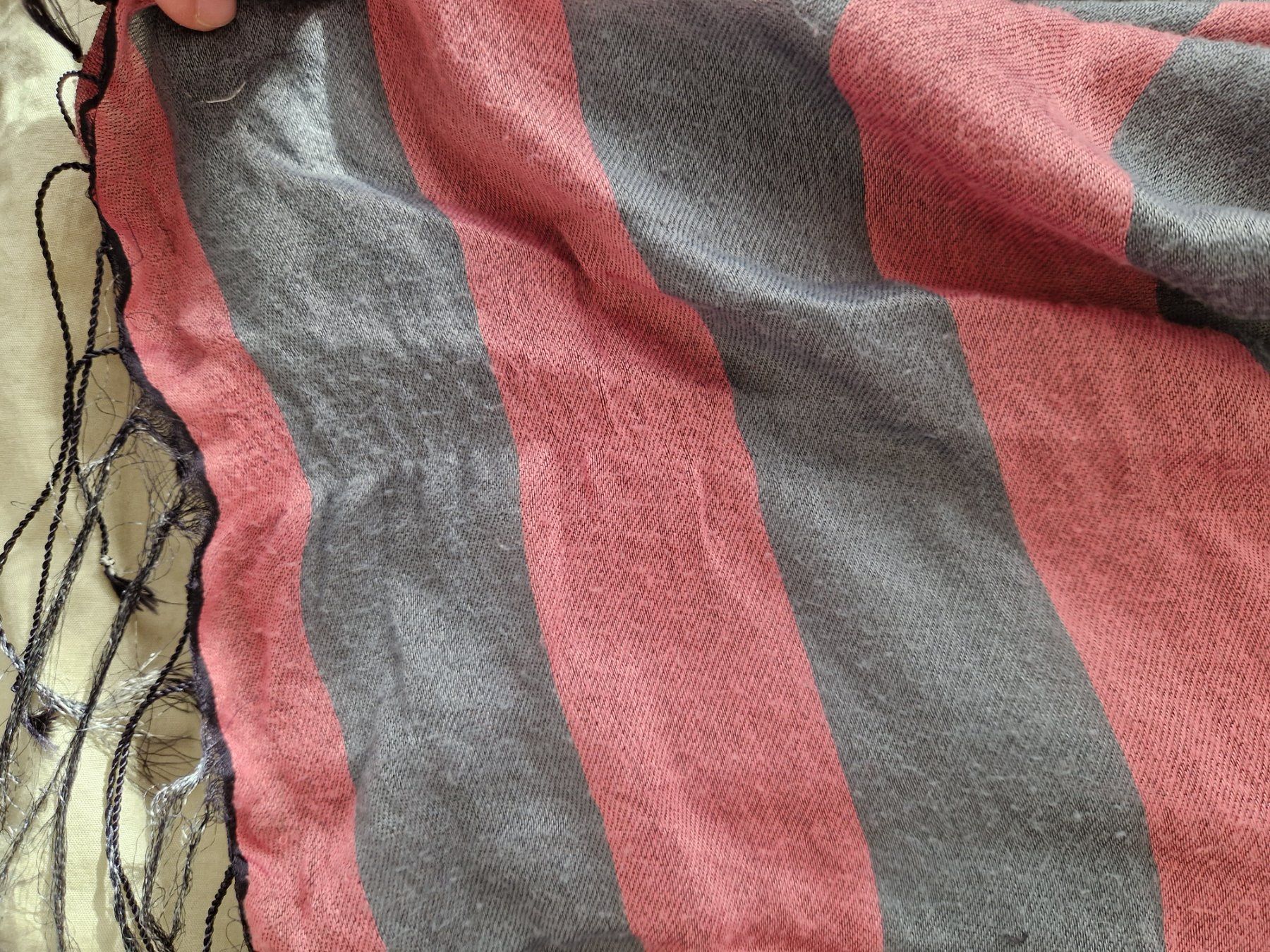 Foulard & Sciarpe: Echte Paschmina Schal aus Nepal Wolle lila grau – Usato da Erlinsbach SO venduto da ULIKH 4