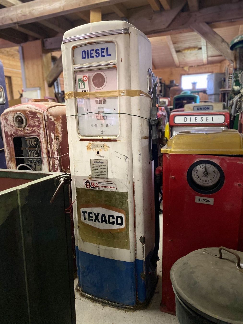 Altre raccolte & rarità: Tanksaeule aus USA – Usato da Laupersdorf venduto da Petroman