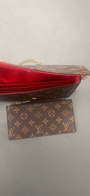 Taschen für Damen: Sac à main  – Neu und originalverpackt aus Areuse von Nic_wd9n 1