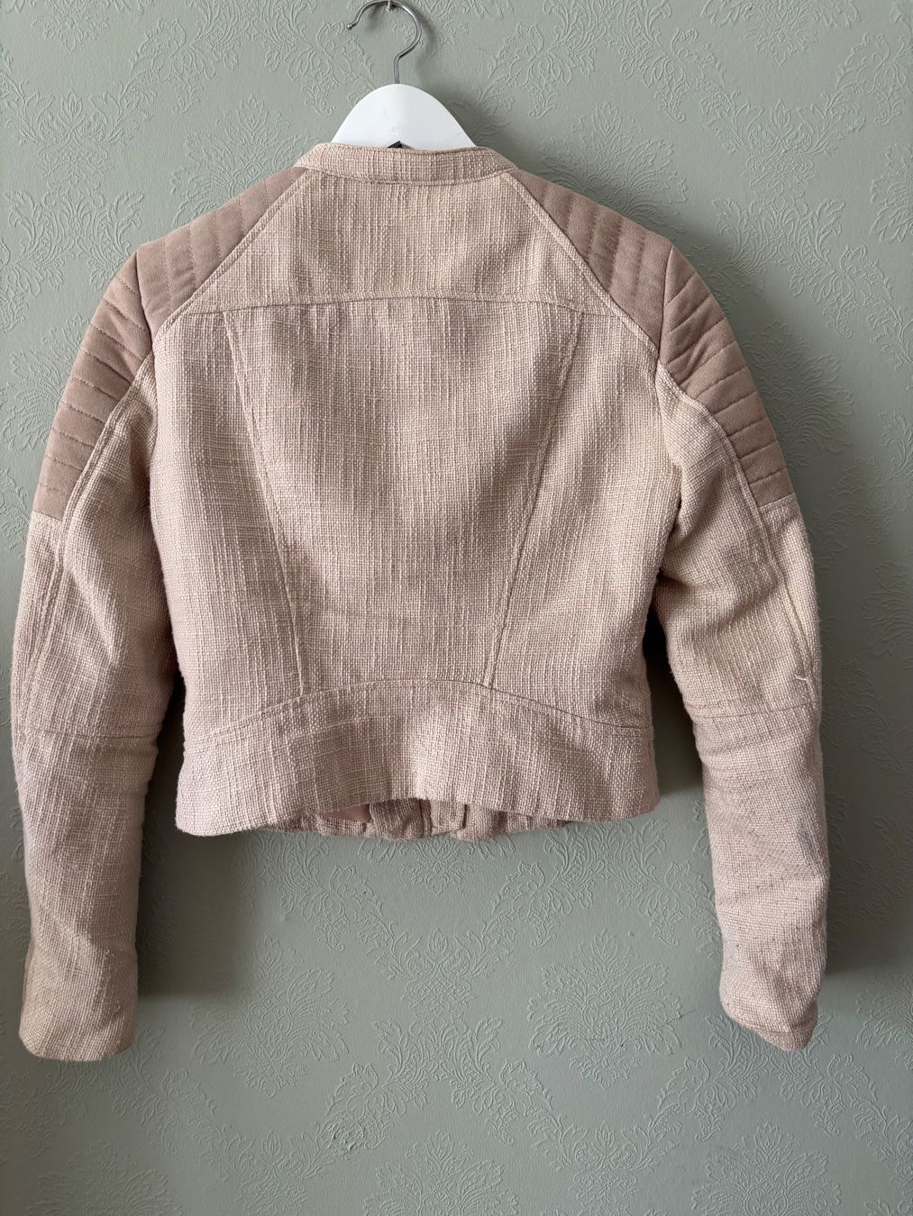H&M Jacken: Veste doublée T 34 – Neu (gemäss Beschreibung) aus Dombresson von feline_ne 1