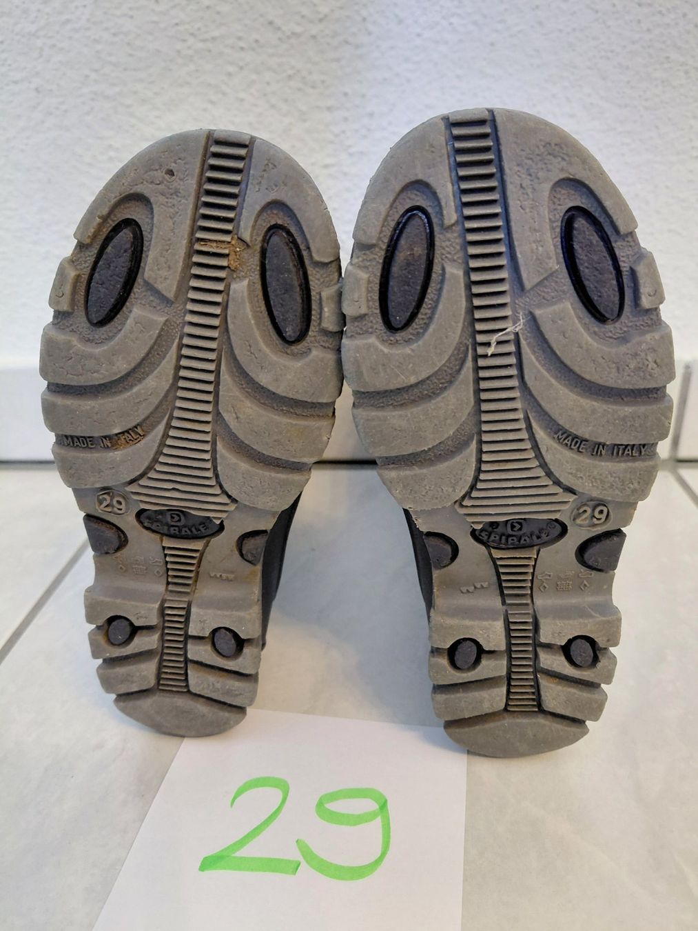 Scarpe per ragazzi: Gummistiefel, dunkelblau, Grösse 29 – Usato da Schwyz venduto da Gilmour83 3