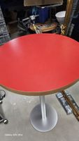 Stehtisch / Bartisch rund – 112 cm hoch – Ø 64 cm – stabil –