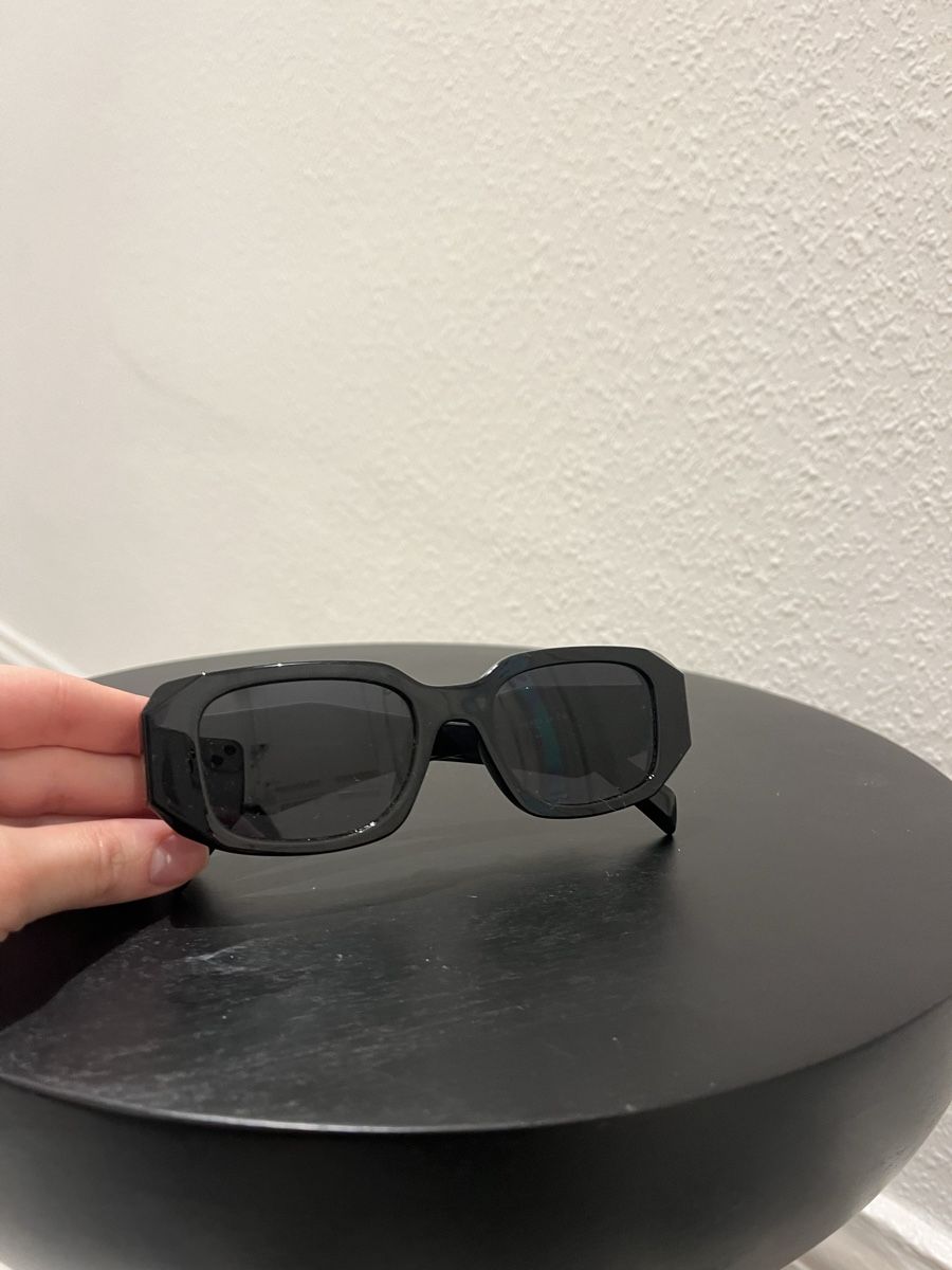 Occhiali & Lenti: Black sunglasses – Nuovo (secondo la descrizione) da Pully venduto da ari_78pk 2