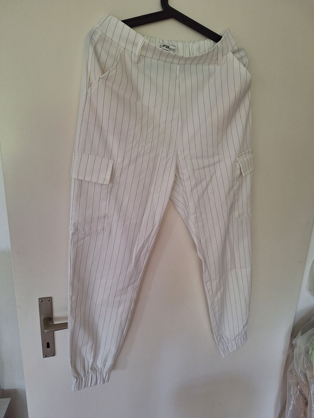 Hosen: Hose, Grösse M, gestreift – Neu (gemäss Beschreibung) aus Aesch BL von sar_j59l