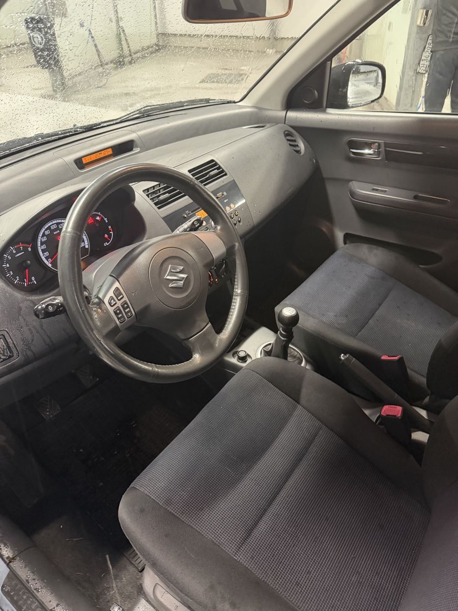 Suzuki Automobili: Suzuki Swift 4x4 FRISCH MFK – Usato da Buchberg venduto da Kani.e30 5