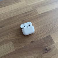 Apple AirPods 3