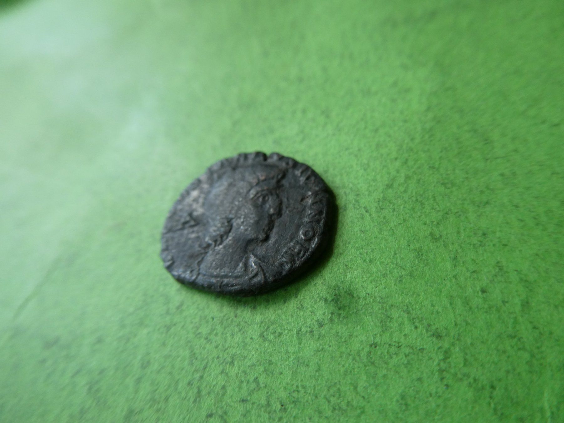 Tutti le monete: uralte   Bronzemünze ,  19 mm  3.12 g – Usato da Hinterforst venduto da Rohusri 1