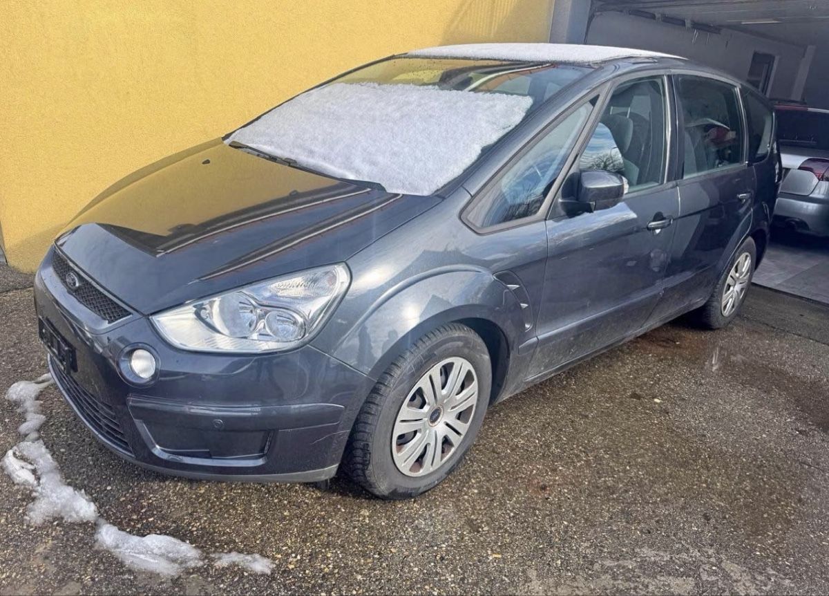 Ford Autos: Ford s-max – Gebraucht aus Coffrane von liciniop