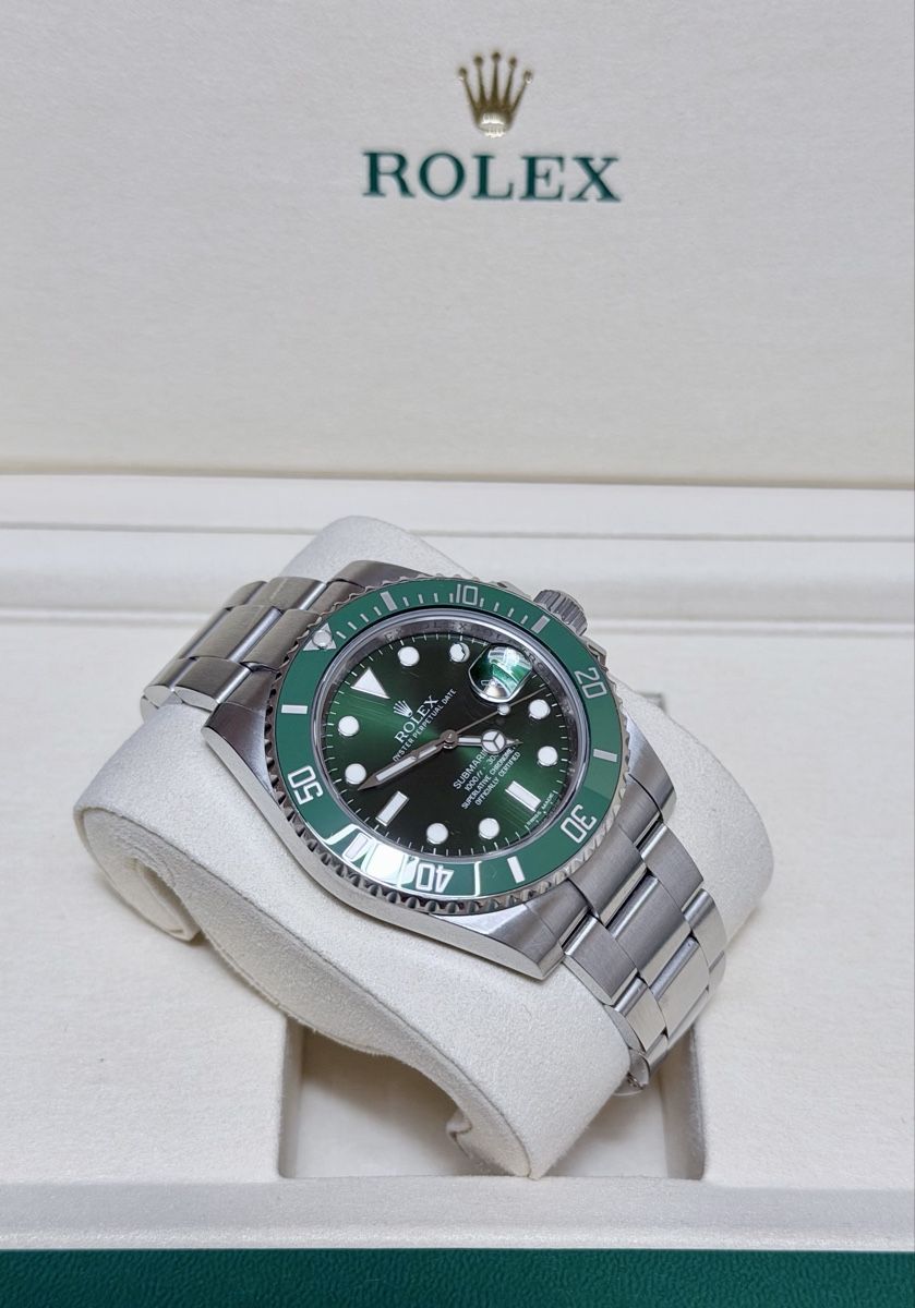 Rolex Uhren: Rolex Submariner Date HULK – Gebraucht aus Zürich von WATCHROOM 2