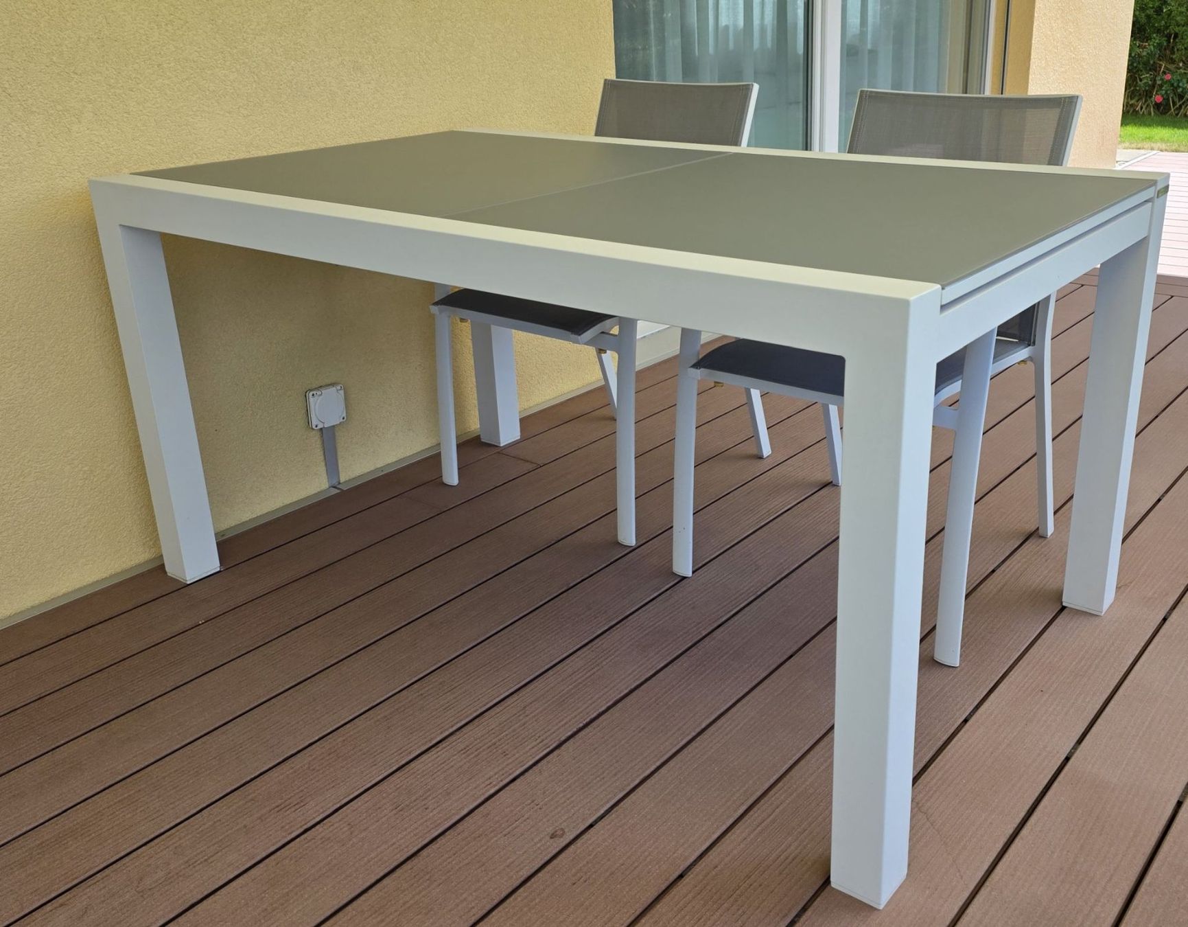 Hunn Set di tavolo e panche: Moderner Gartentisch mit 4 Stühlen – Usato da Magden venduto da saspas 3