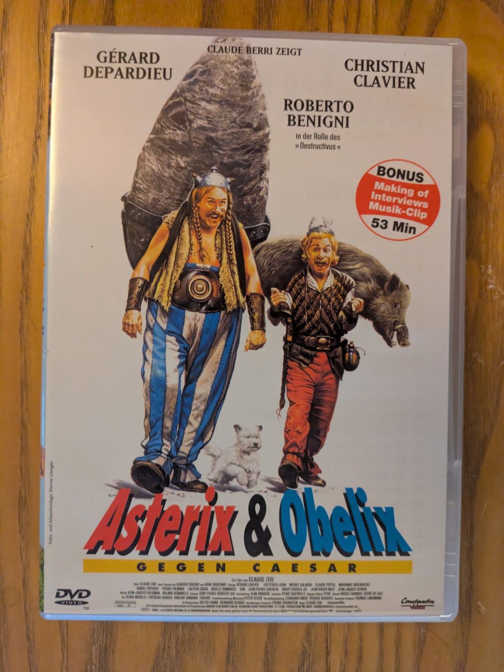 Tutti i DVDs: Asterix & Obelix gegen Caesar (DVD) – Usato da Männedorf venduto da Pacer19