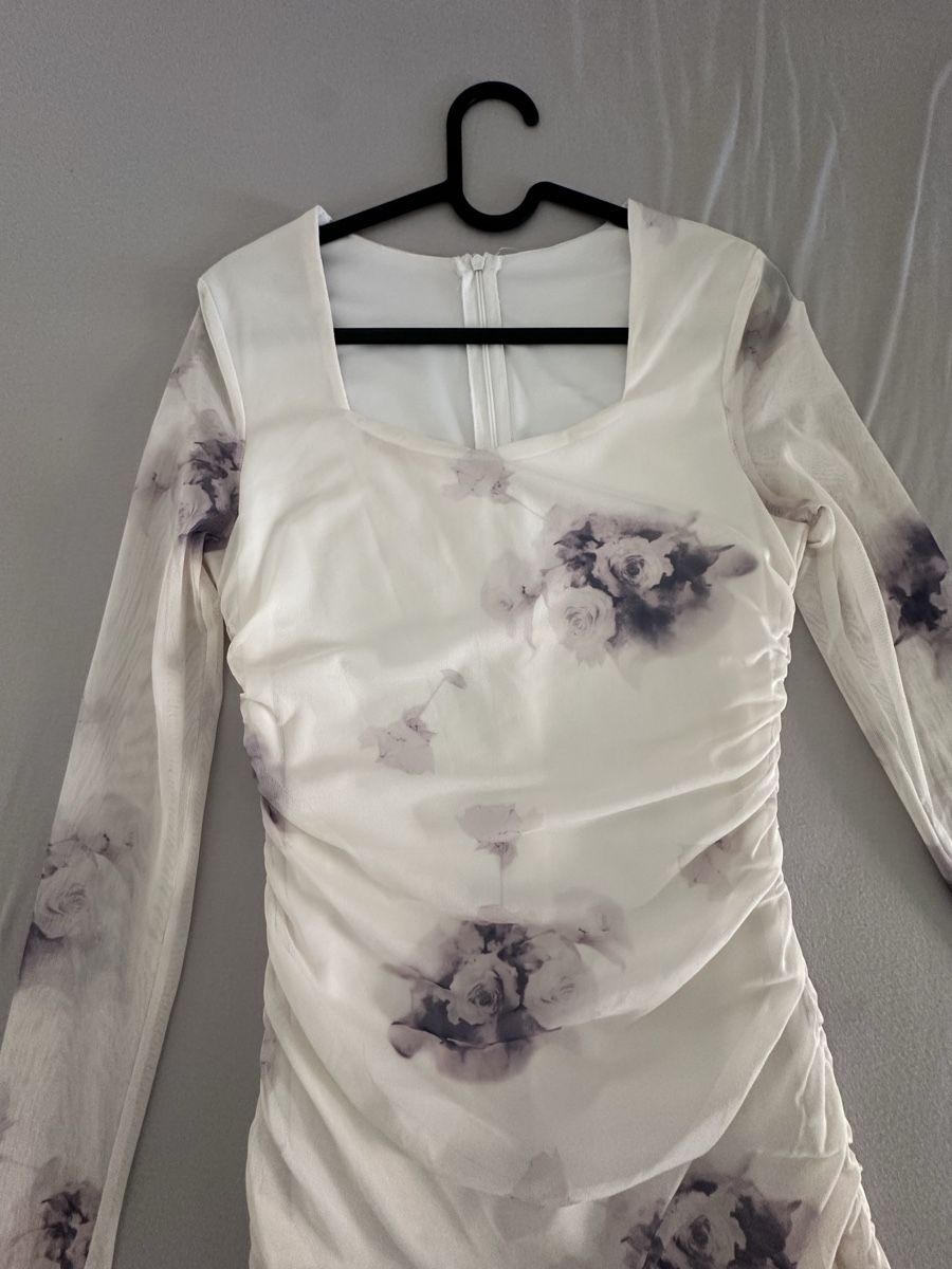 Shein Kleider: Kleid mit Blumenmuster Grösse S – Gebraucht aus Zürich von zah_8p5x 1