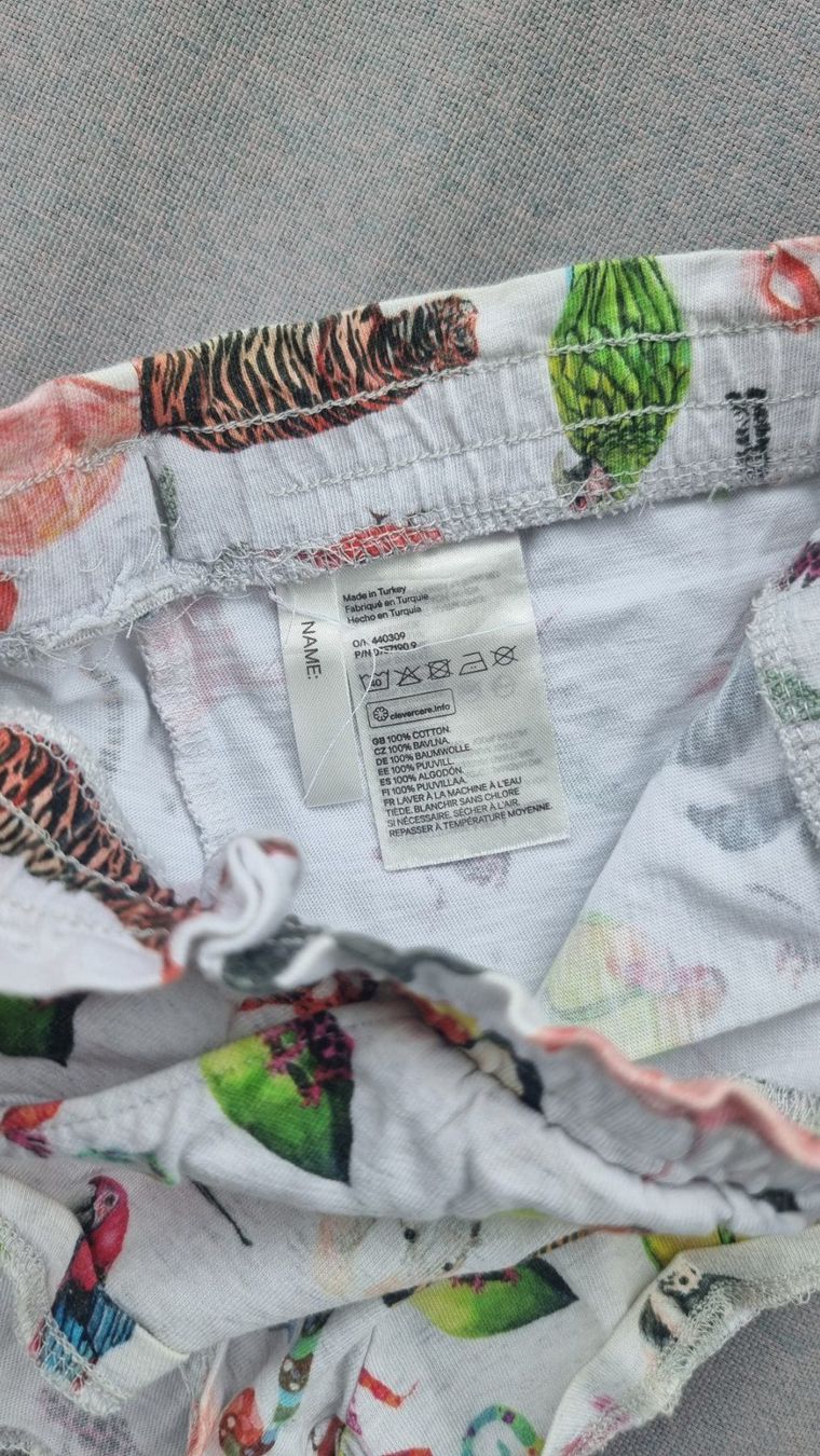 H&M Lotti & Set di vestiti: H&M Sommerset, 104 – Usato da Buttikon SZ venduto da Limo180 3