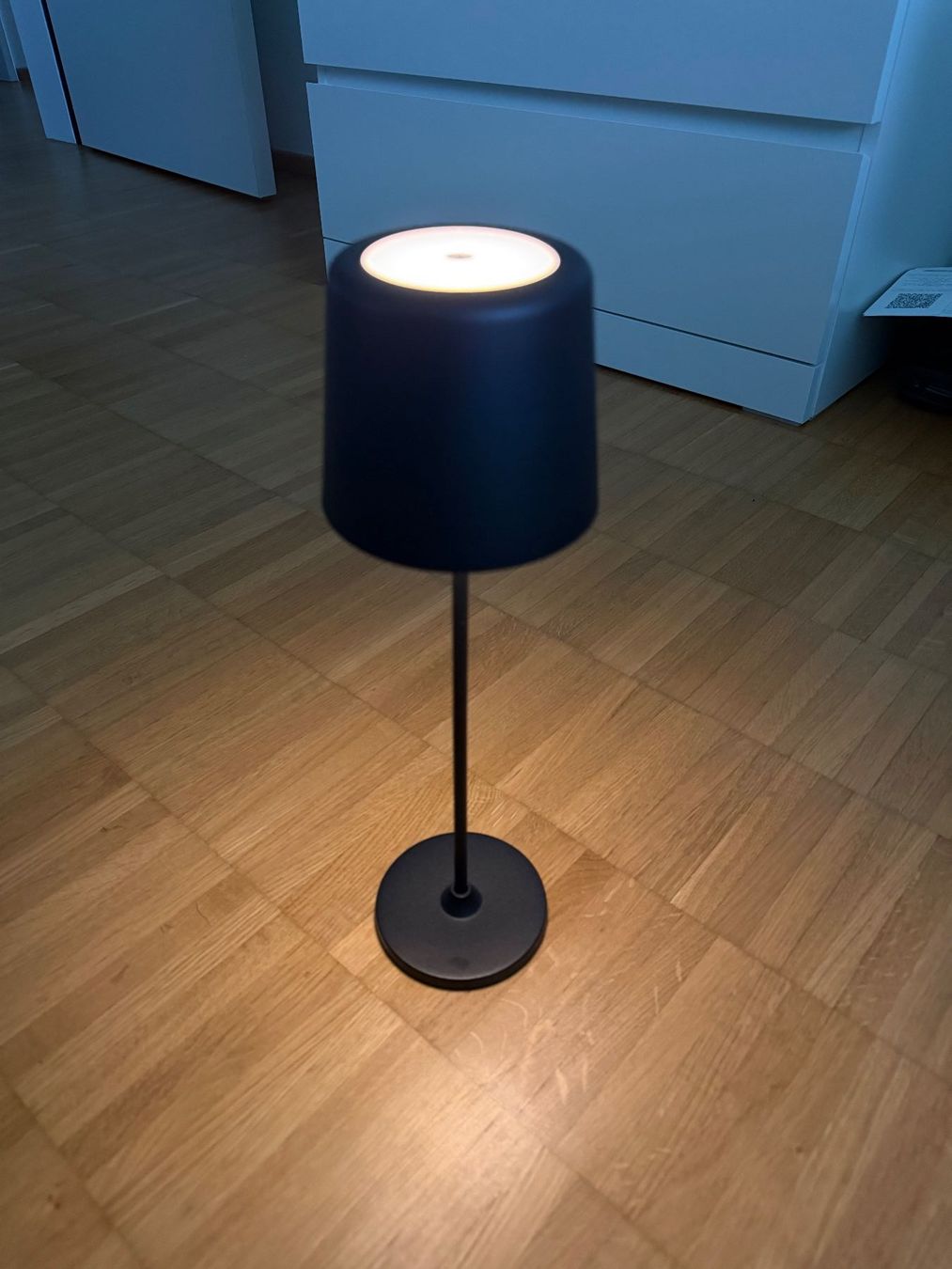 Lampade: Kabellose Tischlampe – Nuovo (secondo la descrizione) da Zug venduto da dato.00 1