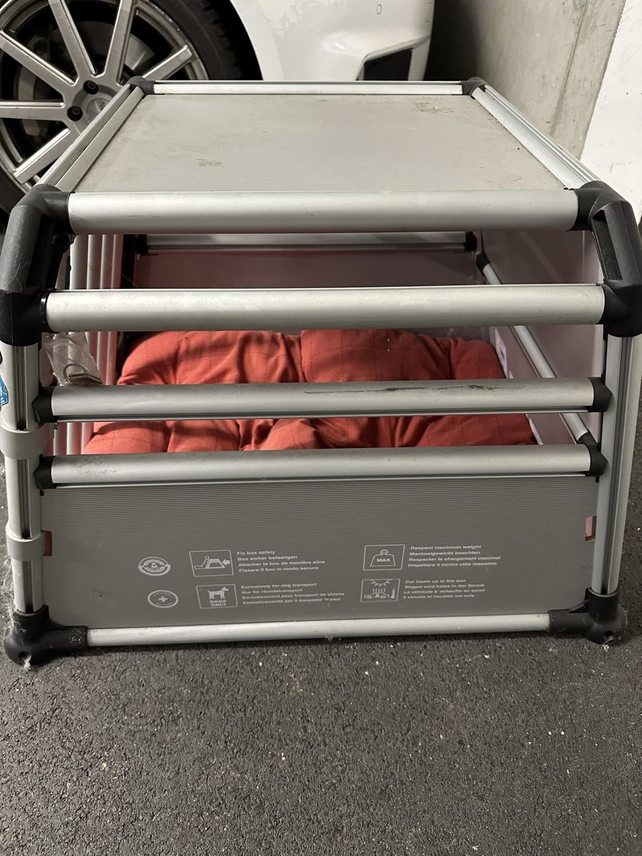 Swisspet Gabbie, trasporto & Sicurezza: Hundebox - Klein Hund – Usato da Zufikon venduto da ala_7v55 5