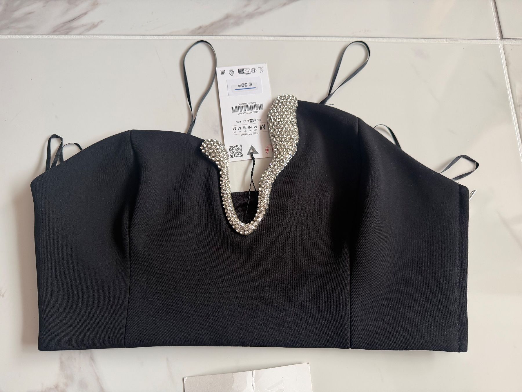 Zara Lotti di vestiti: ZARA SCHWARZES ZWEI-TEILE-SET MIT STRASS GR M – Nuovo (secondo la descrizione) da Arch venduto da ellaisa84 2