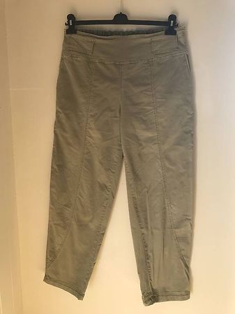 Nile, lockere, bequeme Sommerhose, Grösse L, Farbe hellkhaki