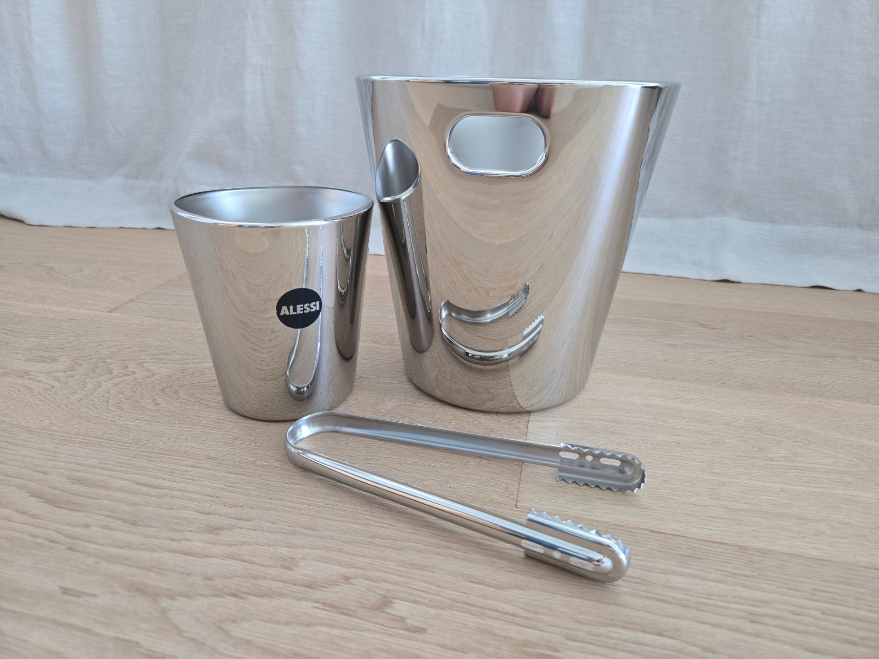 Alessi Altro: ALESSI "Bolly" Set: Weinkühler/Eiswürfeleimer/Zange – Usato da Immensee venduto da Pelab 1