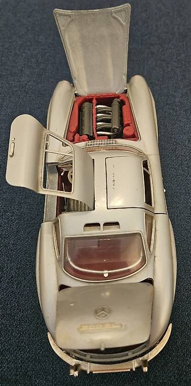 Mercedes-Benz Modellautos: Mercedes SL300 Modell – Gebraucht aus Schaffhausen von frauchiger-consultin 1
